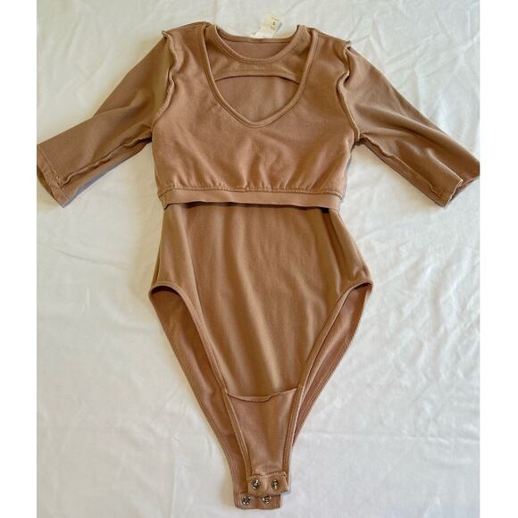 Fabletics Finley Cutout Seamless Desert Nude Beige Bodysuit Size Small - Picture 7 of 12